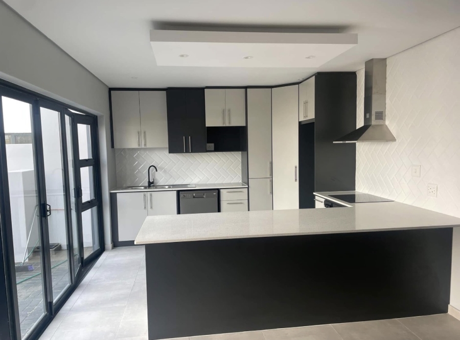 3 Bedroom Property for Sale in Sandown Western Cape